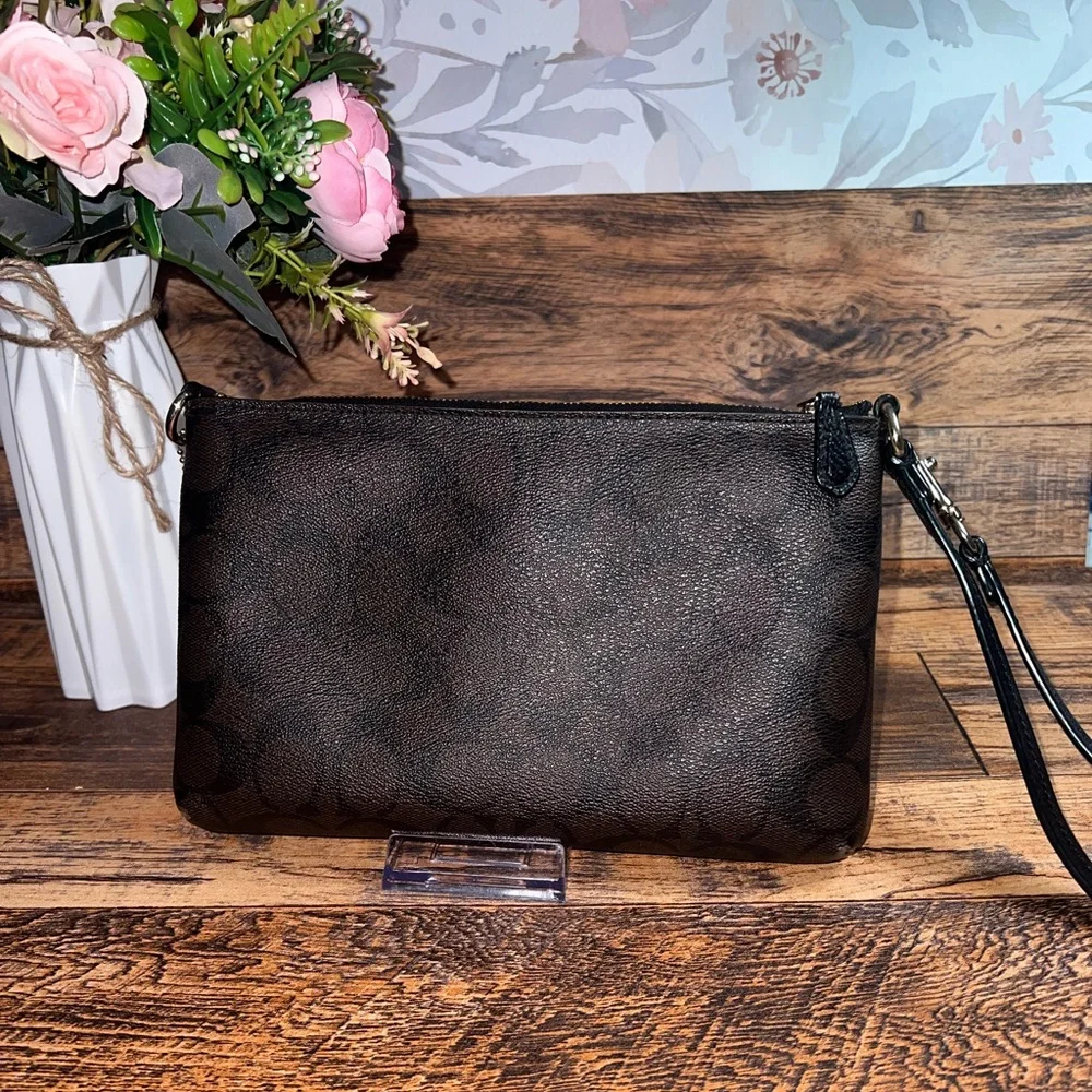 Elegant Black & Brown Coach Wristlet Double Pouch GUC - Picture 2 of 9